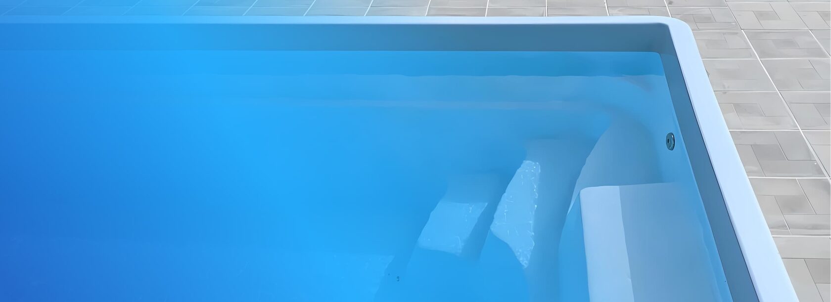 Бордюрный камень для бассейна — установка в Кстово