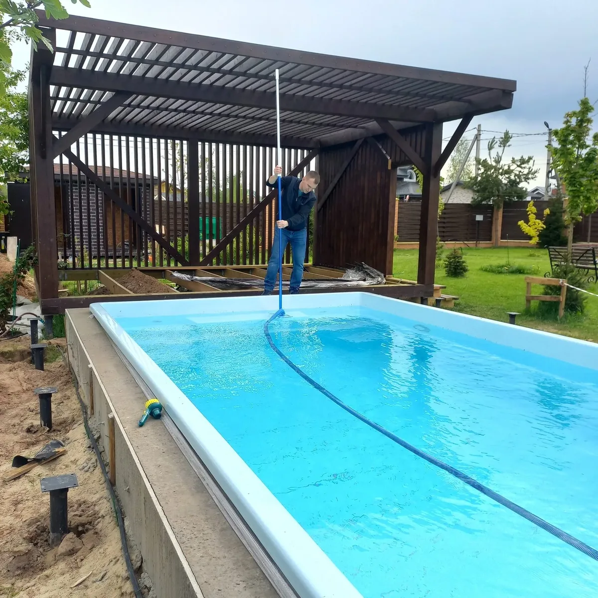 Копинговый бордюрный камень для бассейна Laguna в Кстово