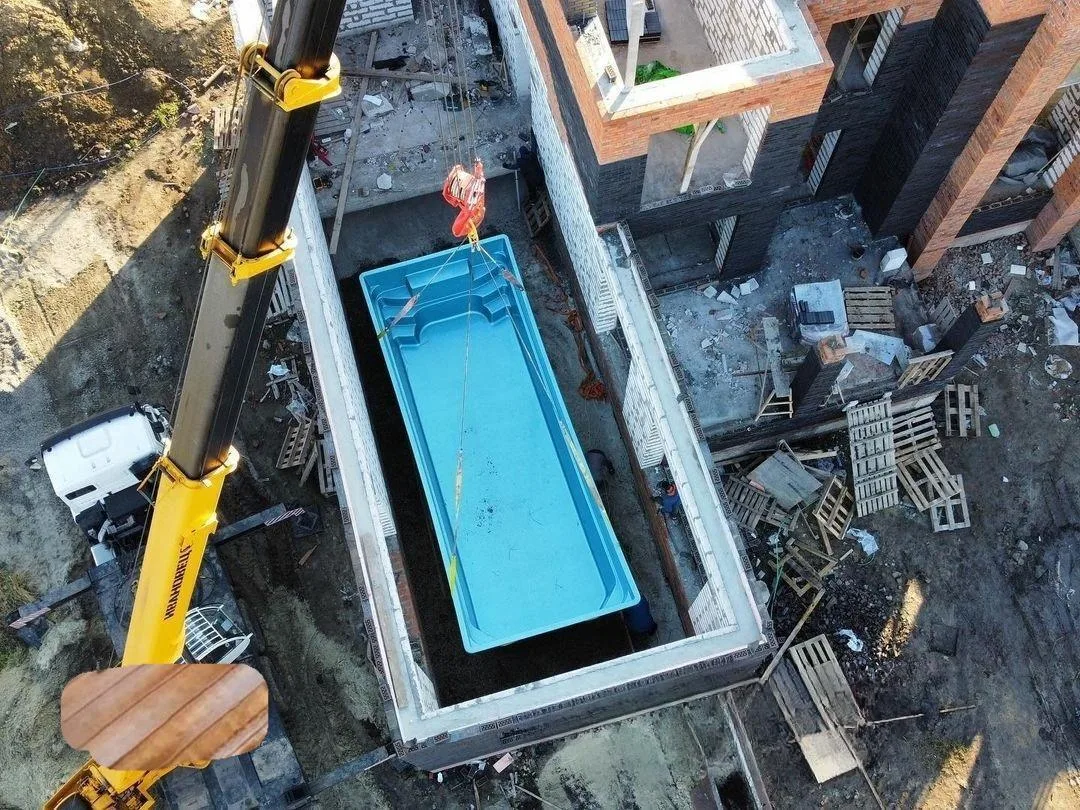 Laguna 9 — зона отдыха у бассейна в Кстово